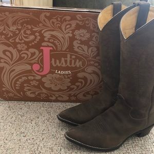 Justin Cowgirl Boots